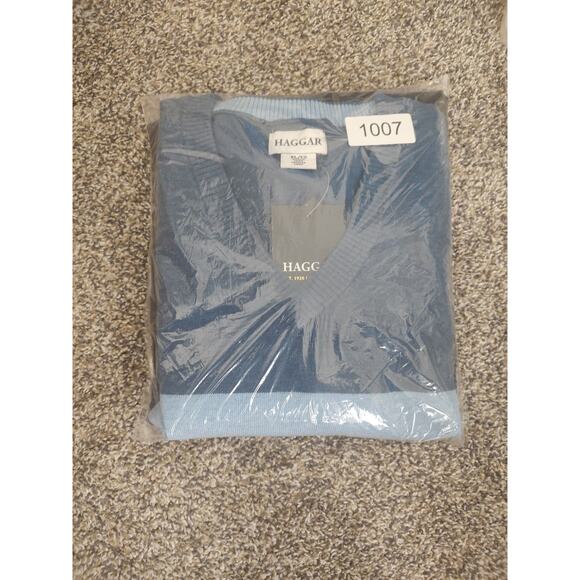 Hagger, Mens Pullover Performance Sweater, V-Neck, Blue, Size XL, MWT $70.00 - Picture 7 of 7